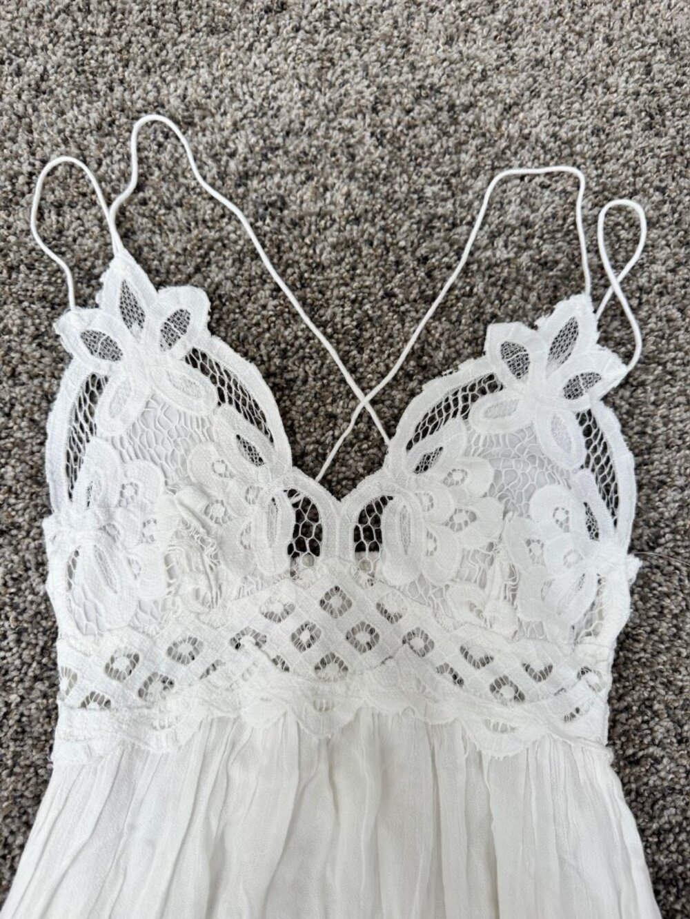 Free People Intimately White Lace Boho Maxi Dress Open Back Size S NWT - Picture 4 of 12